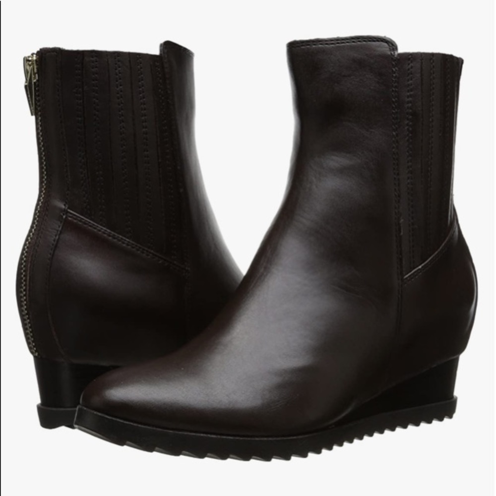 NEW w/BOX - Calvin Klein Judith Wedge Boots Women’s Size 7M